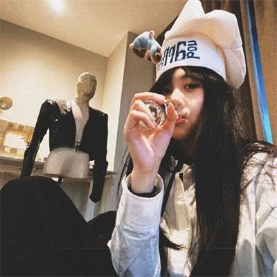 瓦莱莉和她的奇迹一周